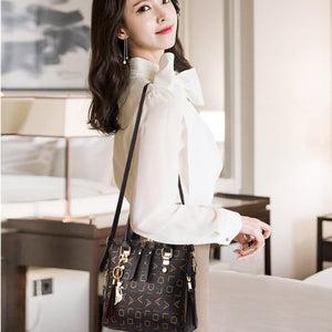VENTO MAREA  Women's Crossbody Luxury Style Handbag/Shoulder Bag