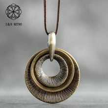 Load image into Gallery viewer, Z&amp;R RETRO   Bohemian Style Clam Shell Pendant Necklace
