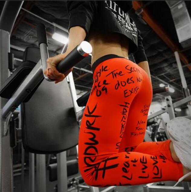 QICKITOUT  Women's Workout Fitness Active Wear Leggings in Handwritten Print