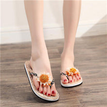Load image into Gallery viewer, ALISENNA  Women&#39;s Beach Summer Sandals with Cute Flower Accents
